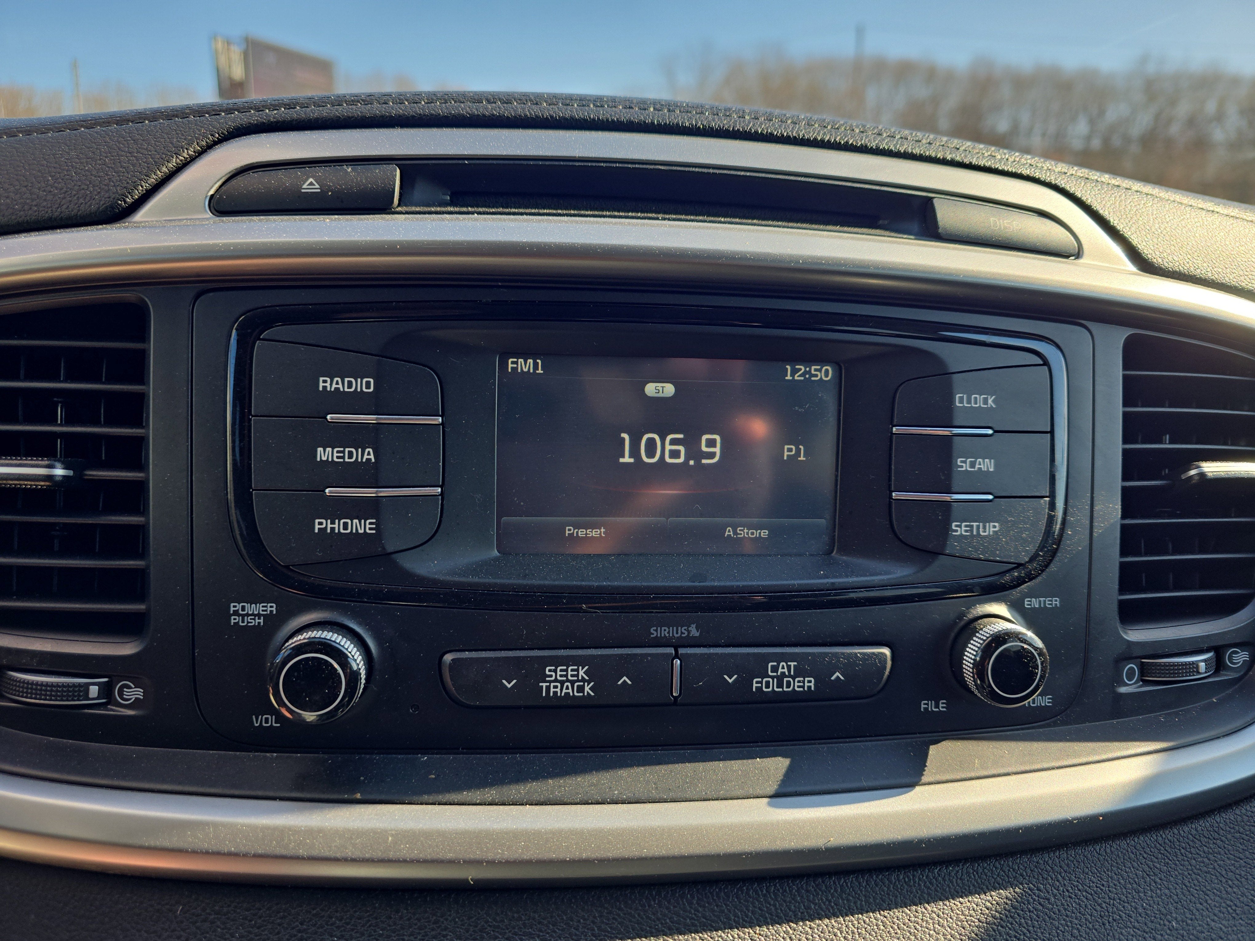 2017 Kia Sorento LX