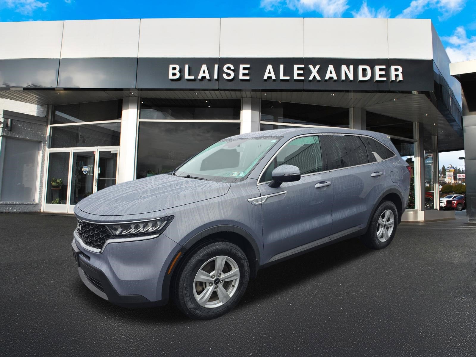 2023 Kia Sorento LX