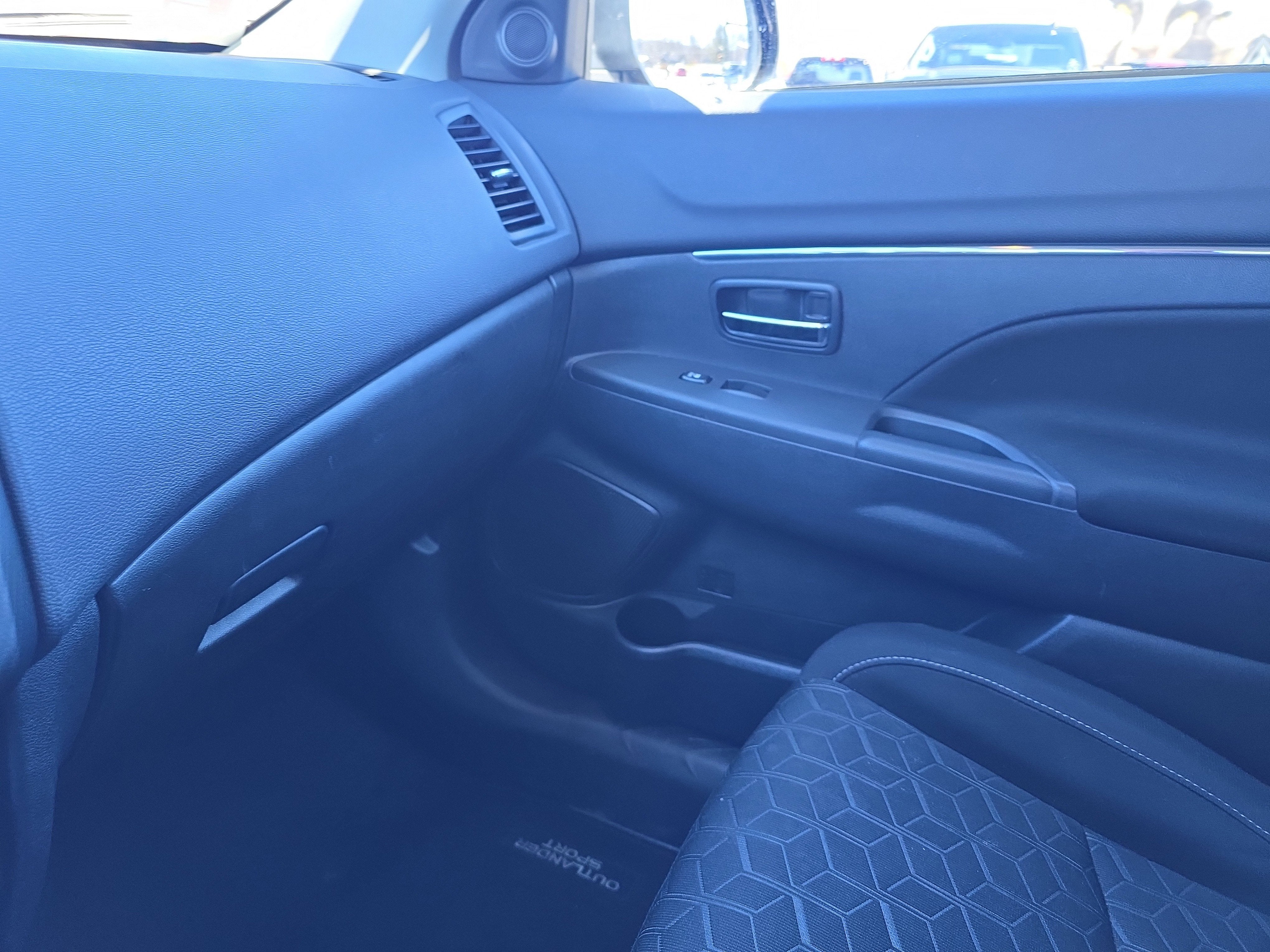 2025 Mitsubishi Outlander Sport S