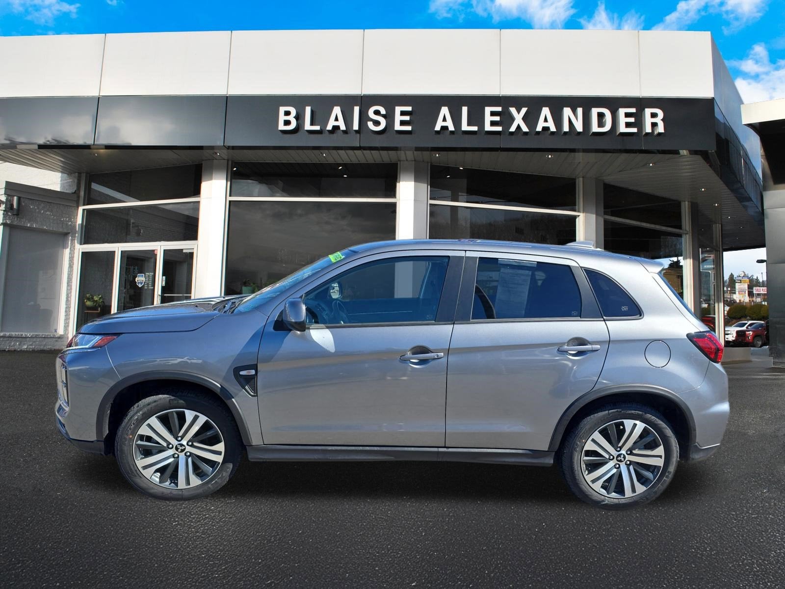 2025 Mitsubishi Outlander Sport S