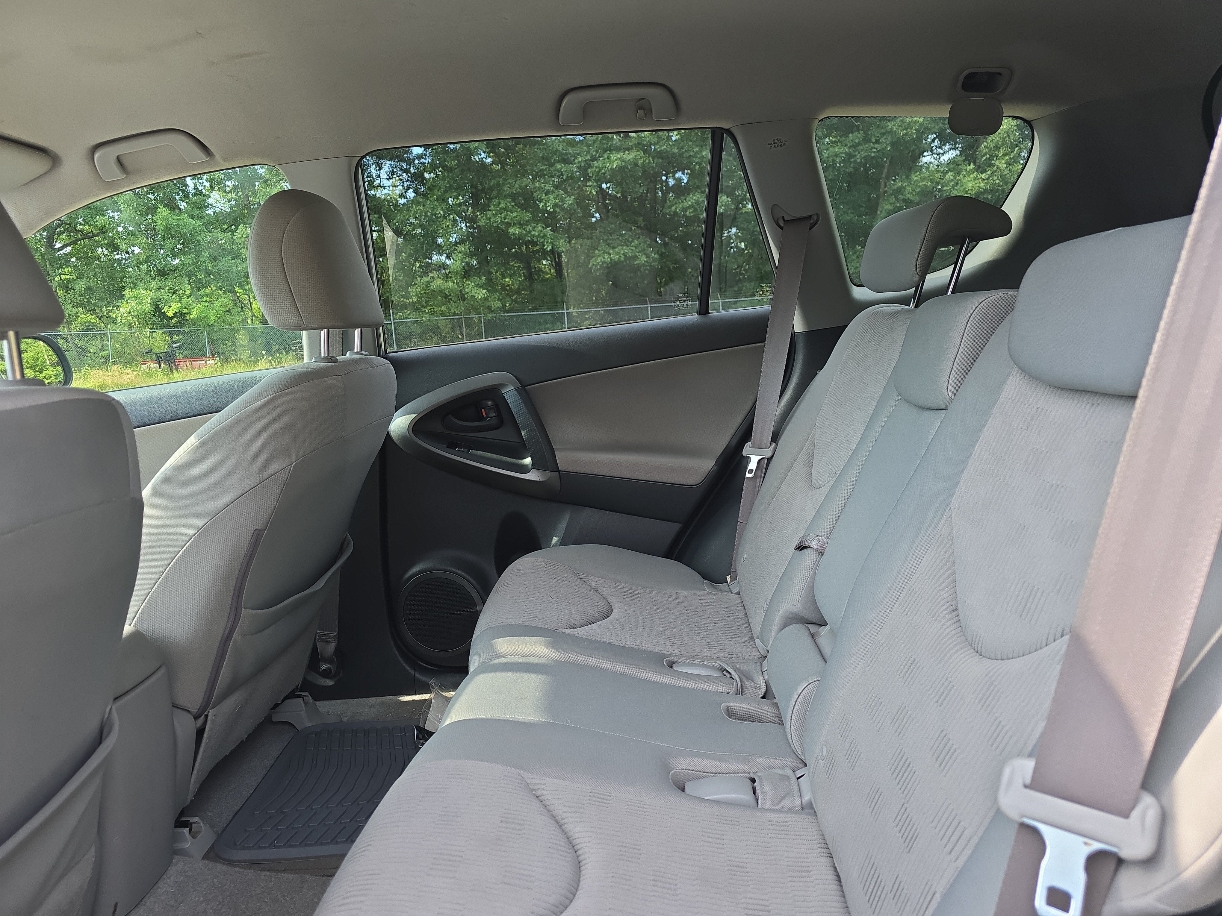 2009 Toyota RAV4 Base