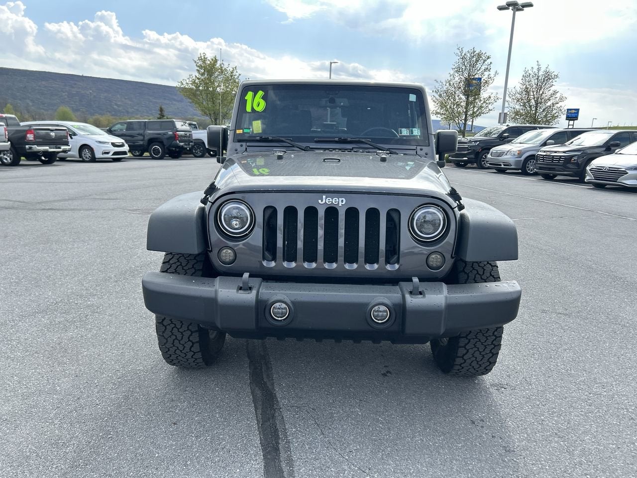 2016 Jeep Wrangler Sport