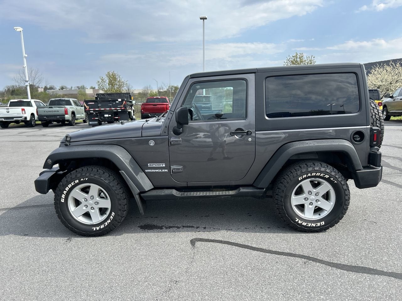 2016 Jeep Wrangler Sport