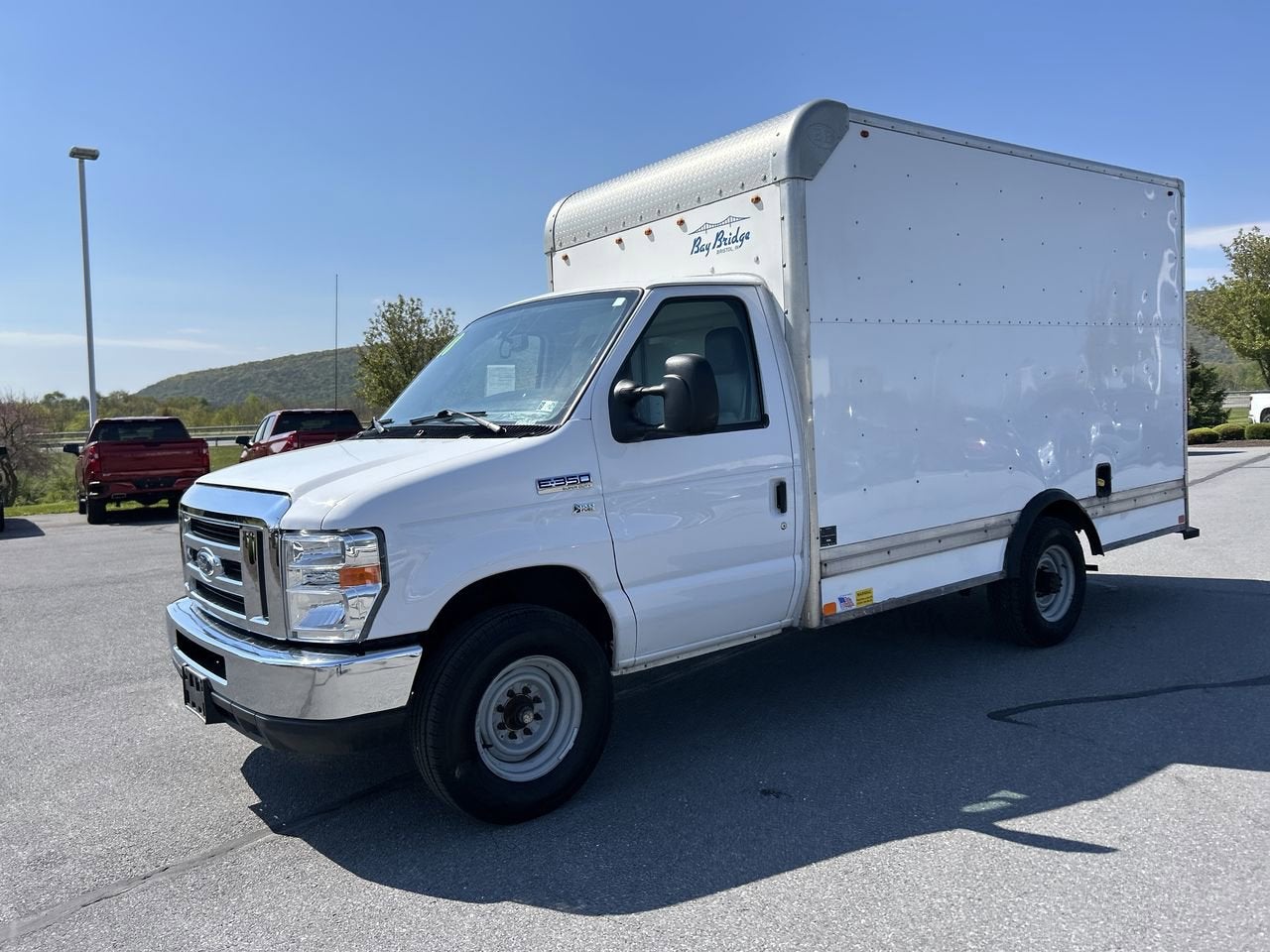 2018 Ford E-Series Cutaway E-350 WB