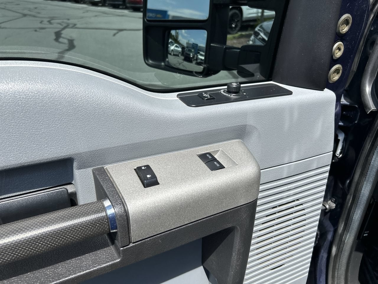 2016 Ford Super Duty F-350 SRW Lariat