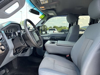 2016 Ford Super Duty F-350 SRW Lariat
