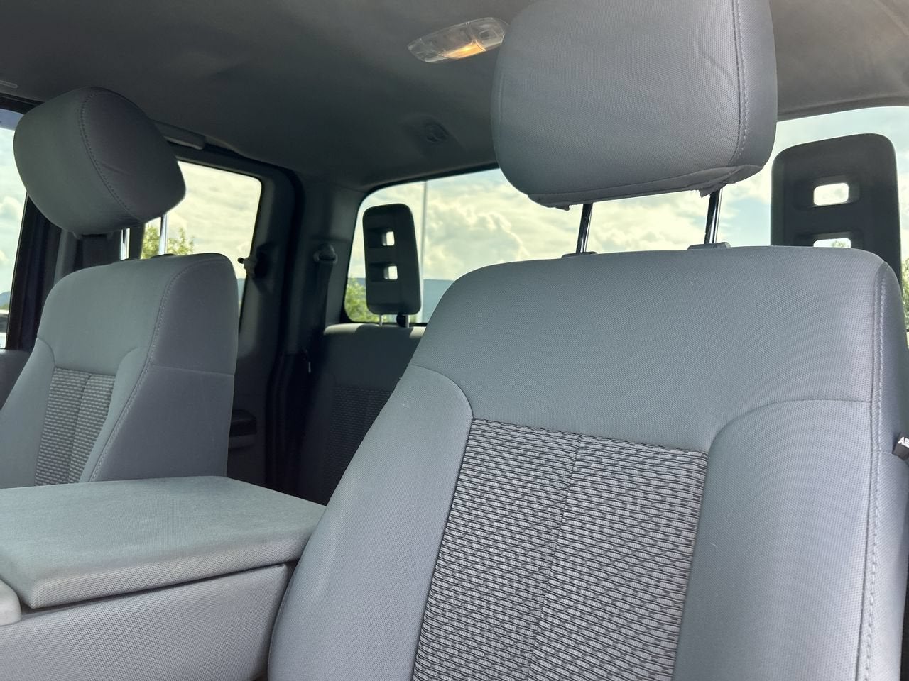 2016 Ford Super Duty F-350 SRW Lariat