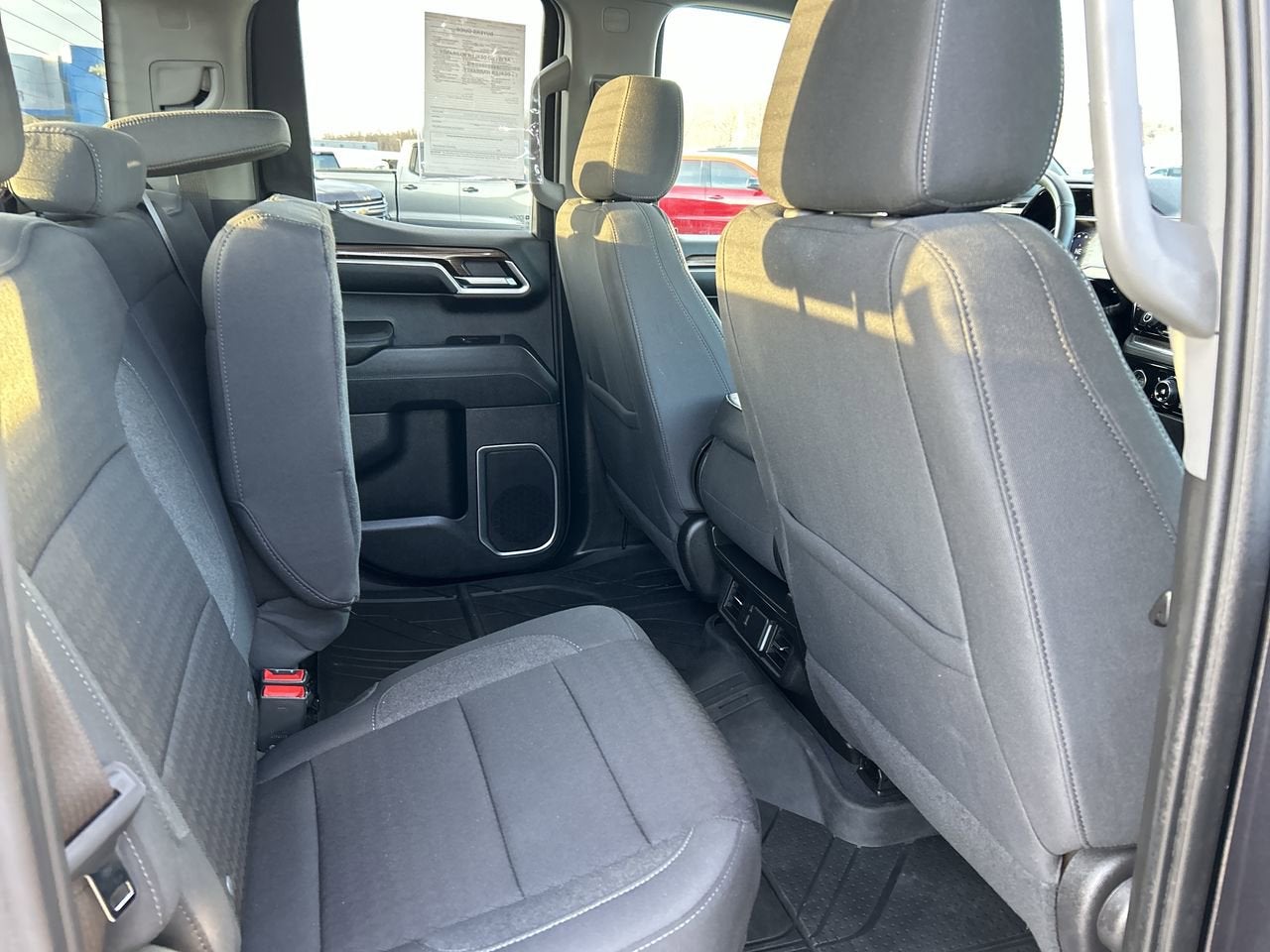 2023 Chevrolet Silverado 1500 LT (2FL)