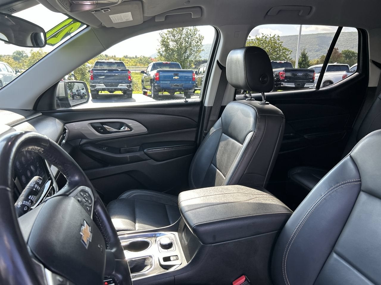 2021 Chevrolet Traverse LT Leather