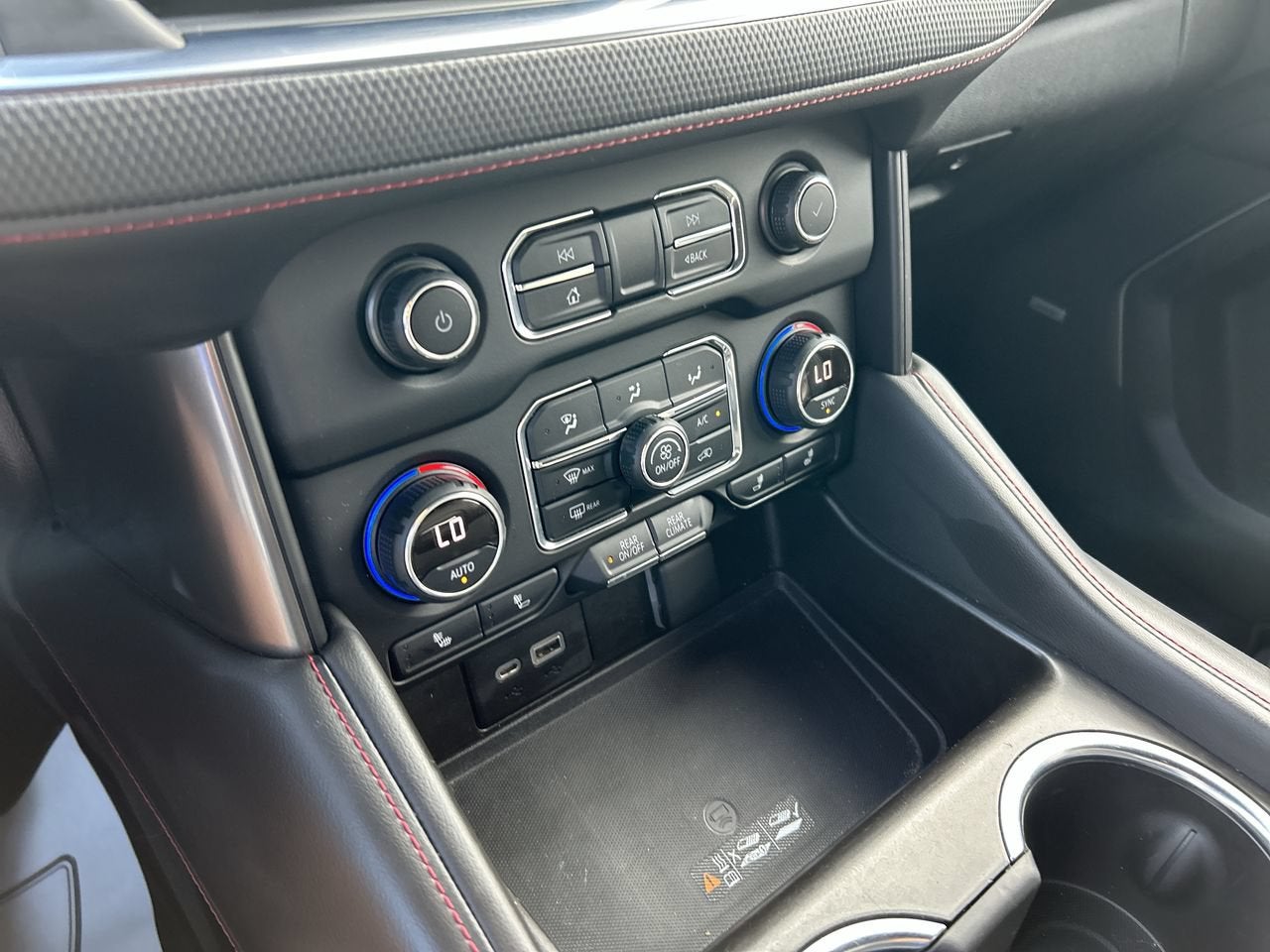 2021 Chevrolet Suburban RST