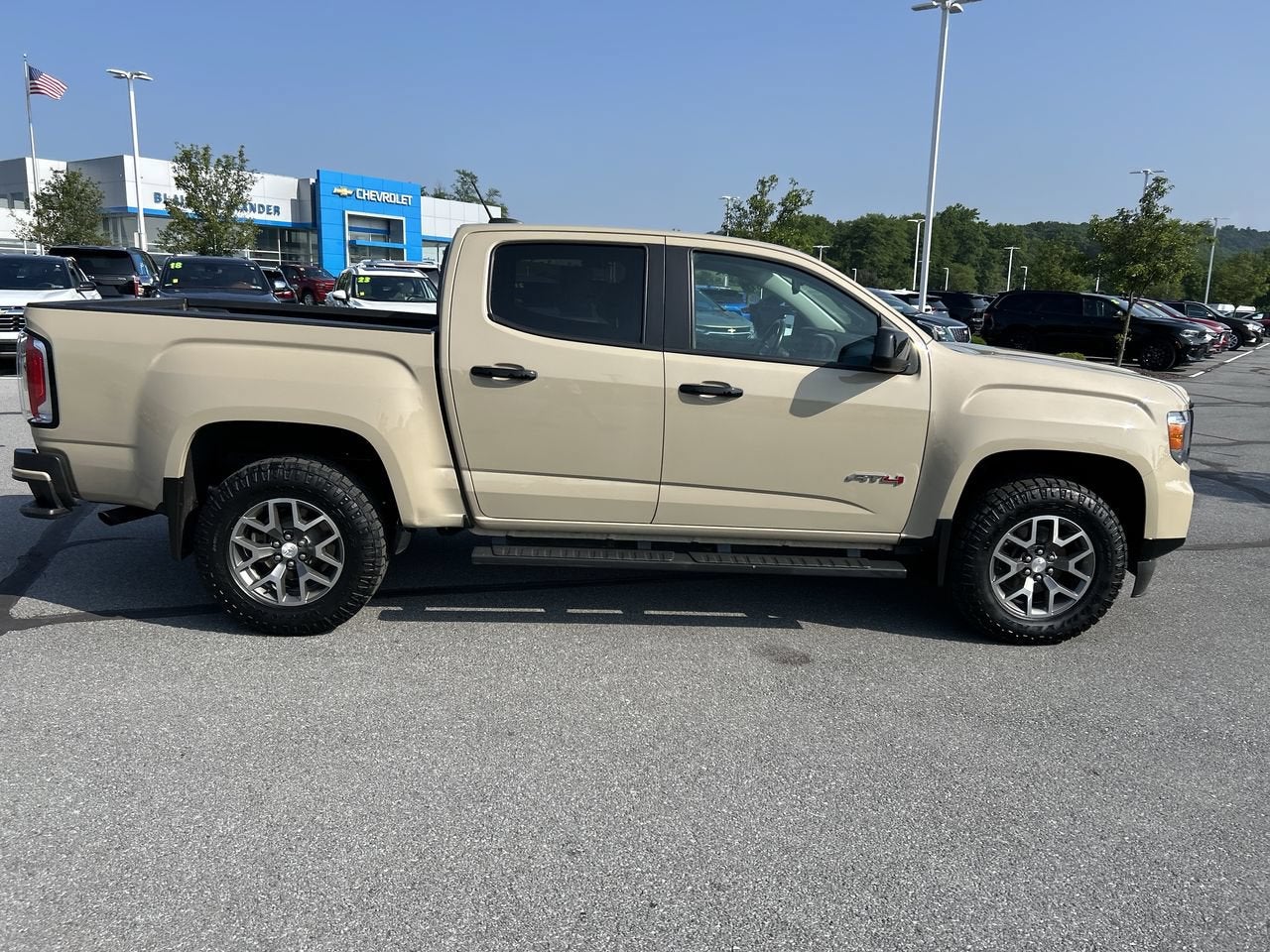 2022 GMC Canyon AT4 - Leather