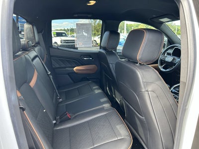 2024 GMC Canyon AT4