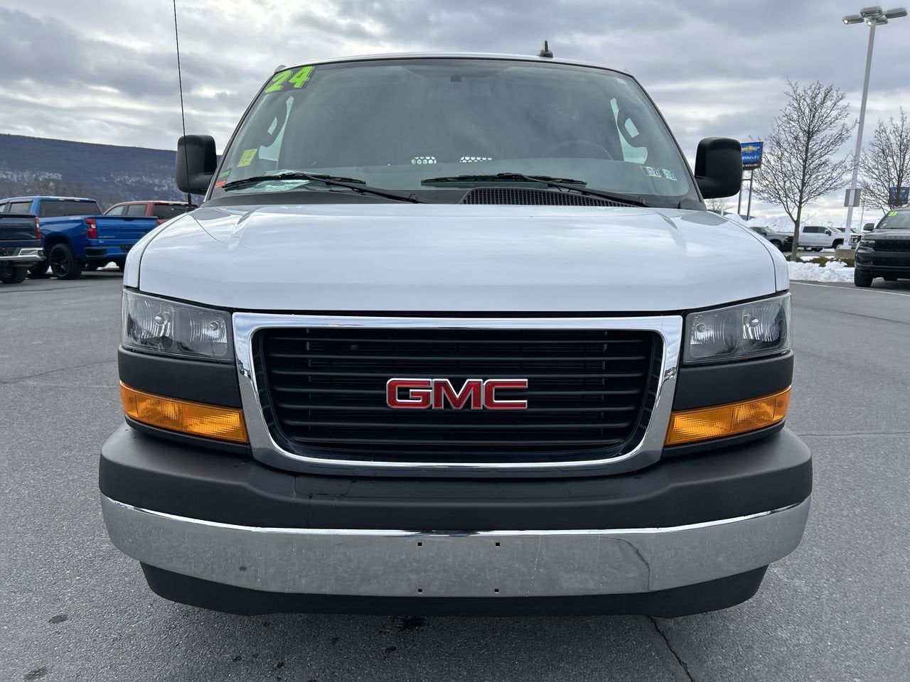 2024 GMC Savana Cargo 2500 Work Van