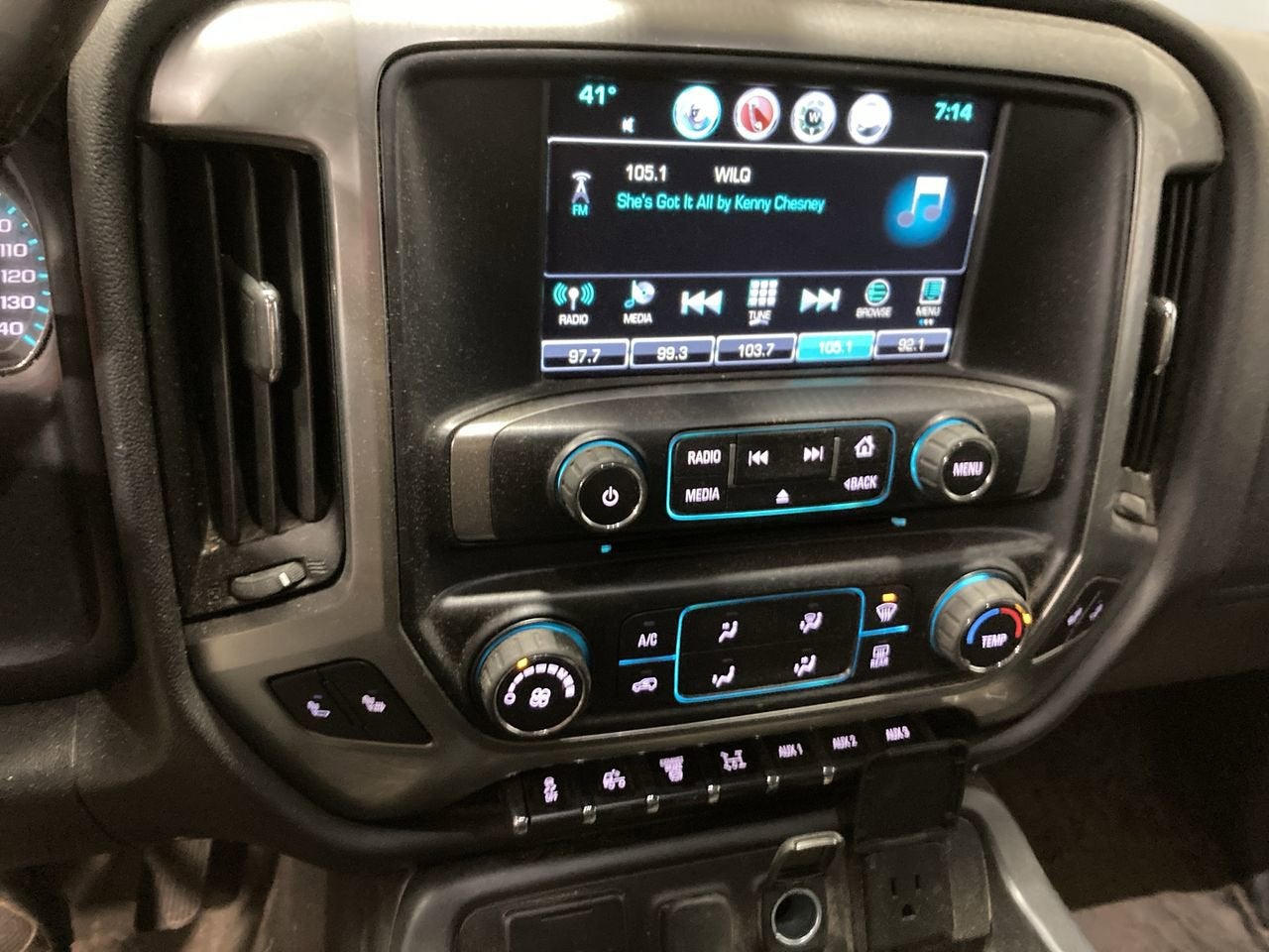 2021 Chevrolet Silverado 5500 HD LT