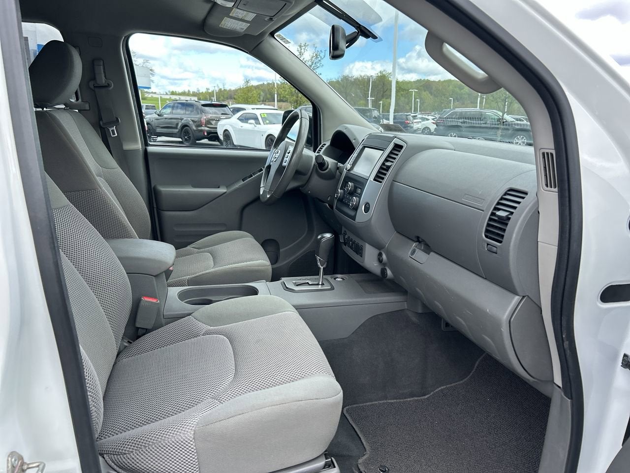 2020 Nissan Frontier SV