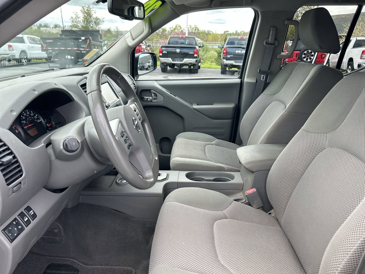 2020 Nissan Frontier SV