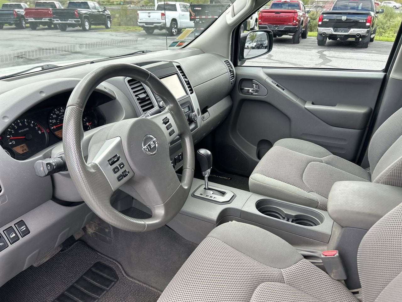 2020 Nissan Frontier SV