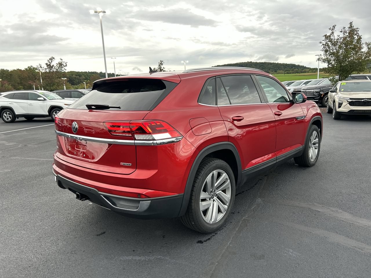 2022 Volkswagen Atlas Cross Sport 3.6L V6 SE w/Technology