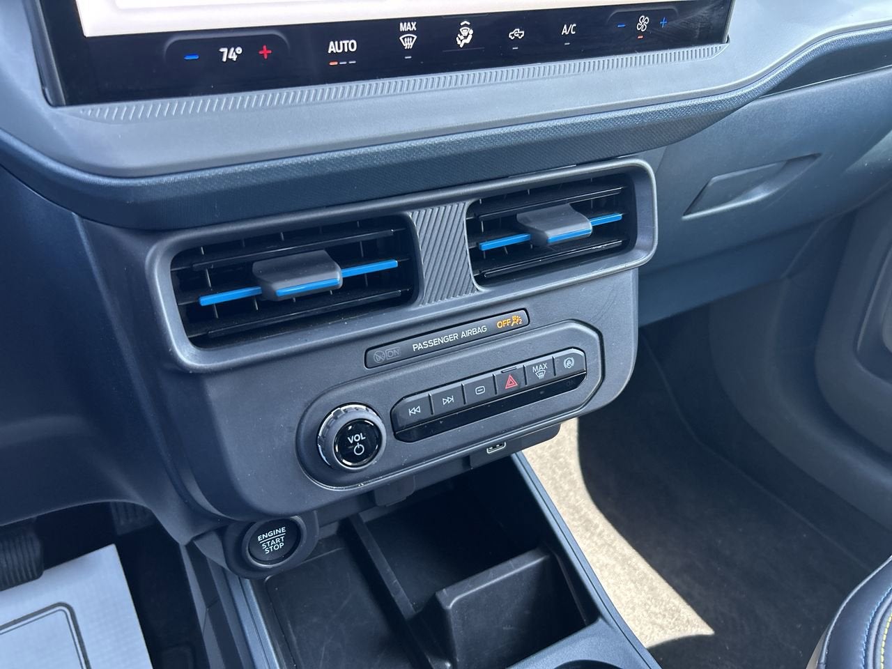 2025 Ford Maverick Lobo Standard