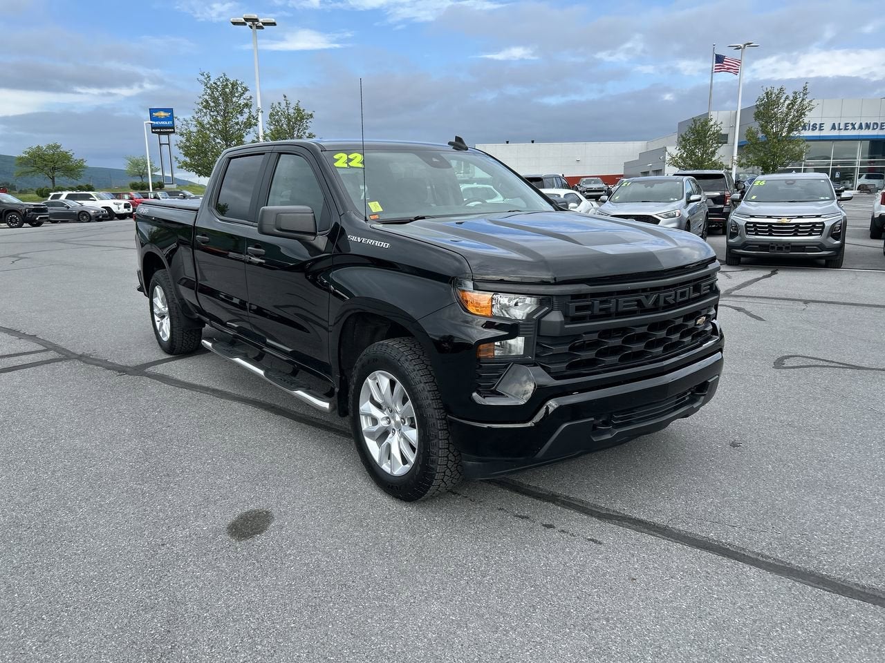 2022 Chevrolet Silverado 1500 Custom
