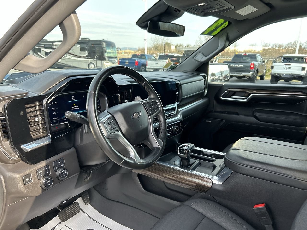 2024 Chevrolet Silverado 1500 LT Trail Boss