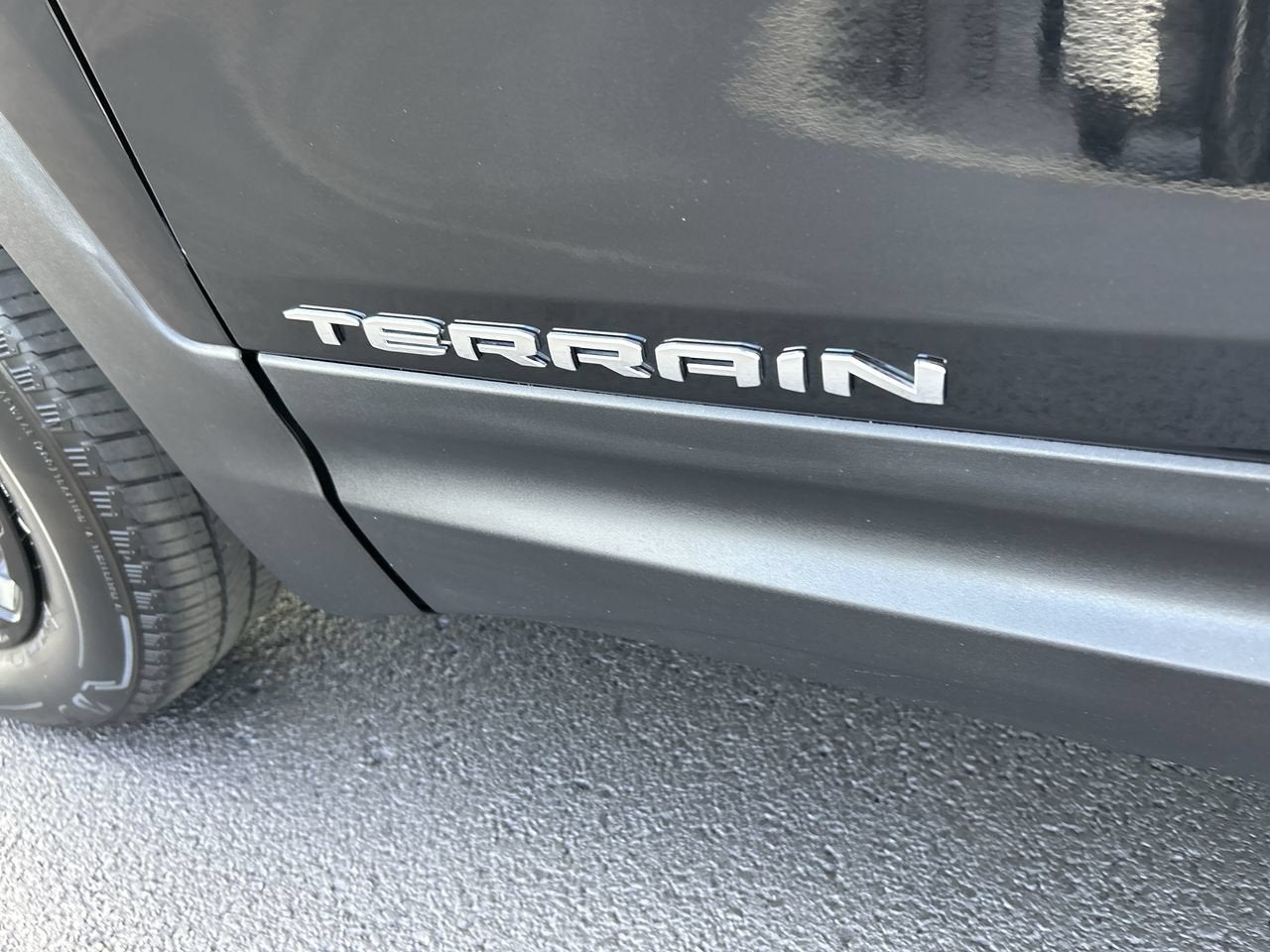 2023 GMC Terrain SLE