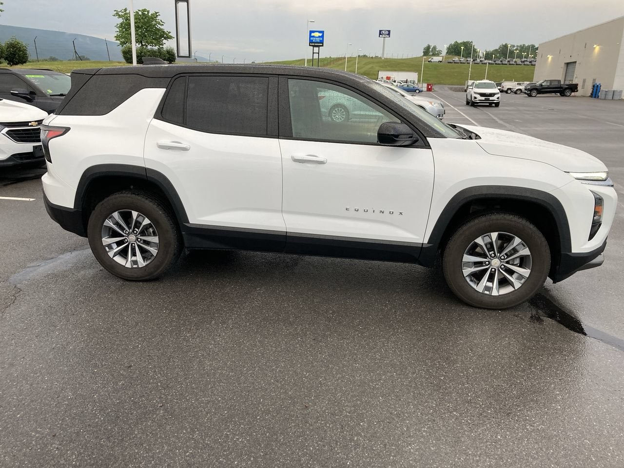 2025 Chevrolet Equinox LT