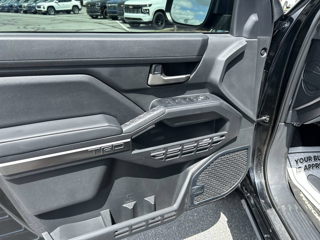 2024 Toyota Tacoma 4WD SR5