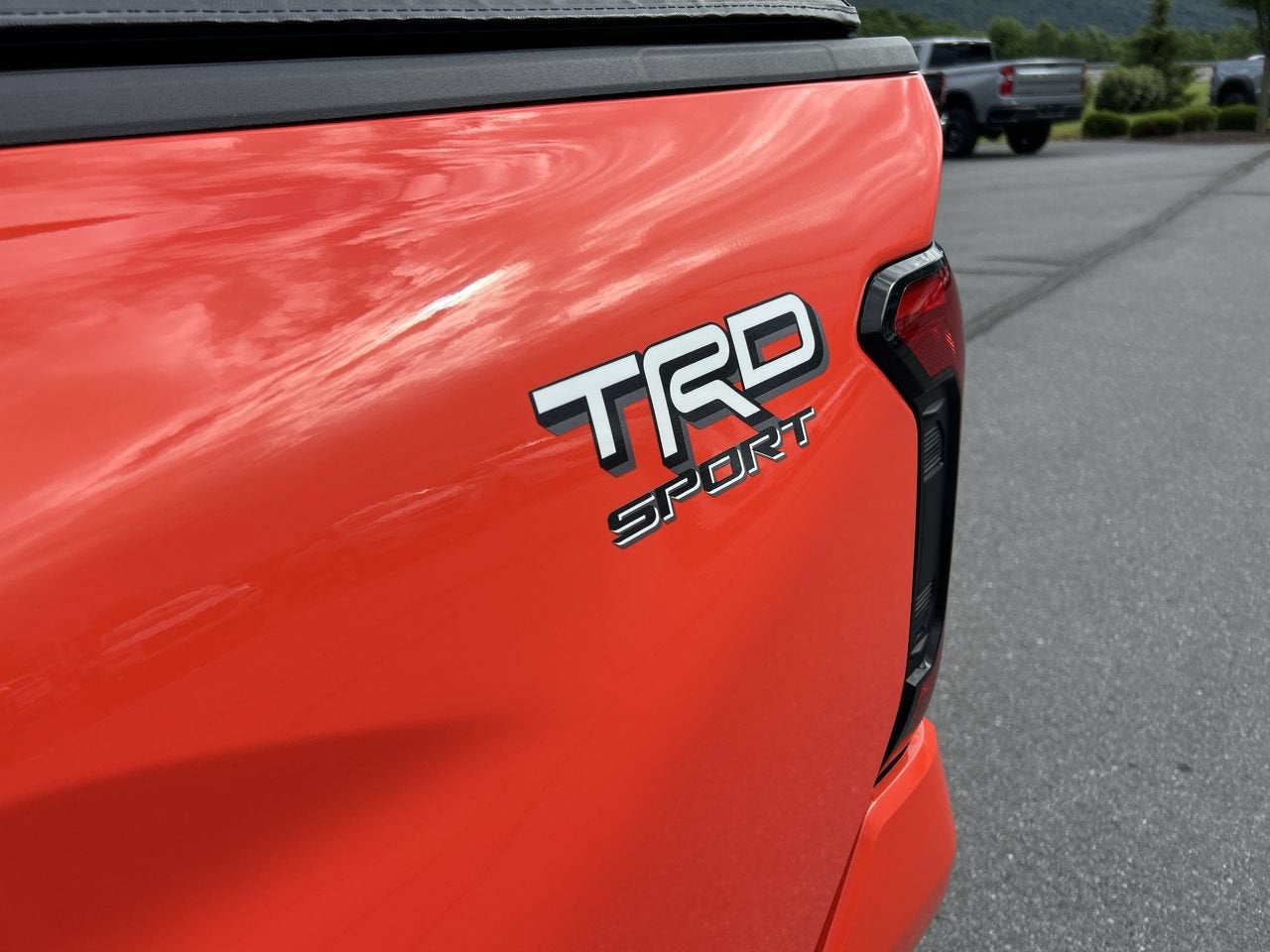 2024 Toyota Tacoma 4WD SR5