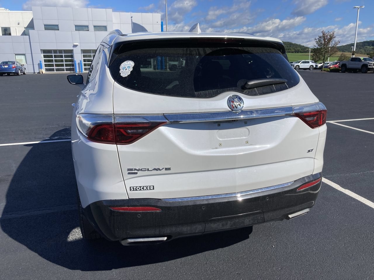 2023 Buick Enclave Essence