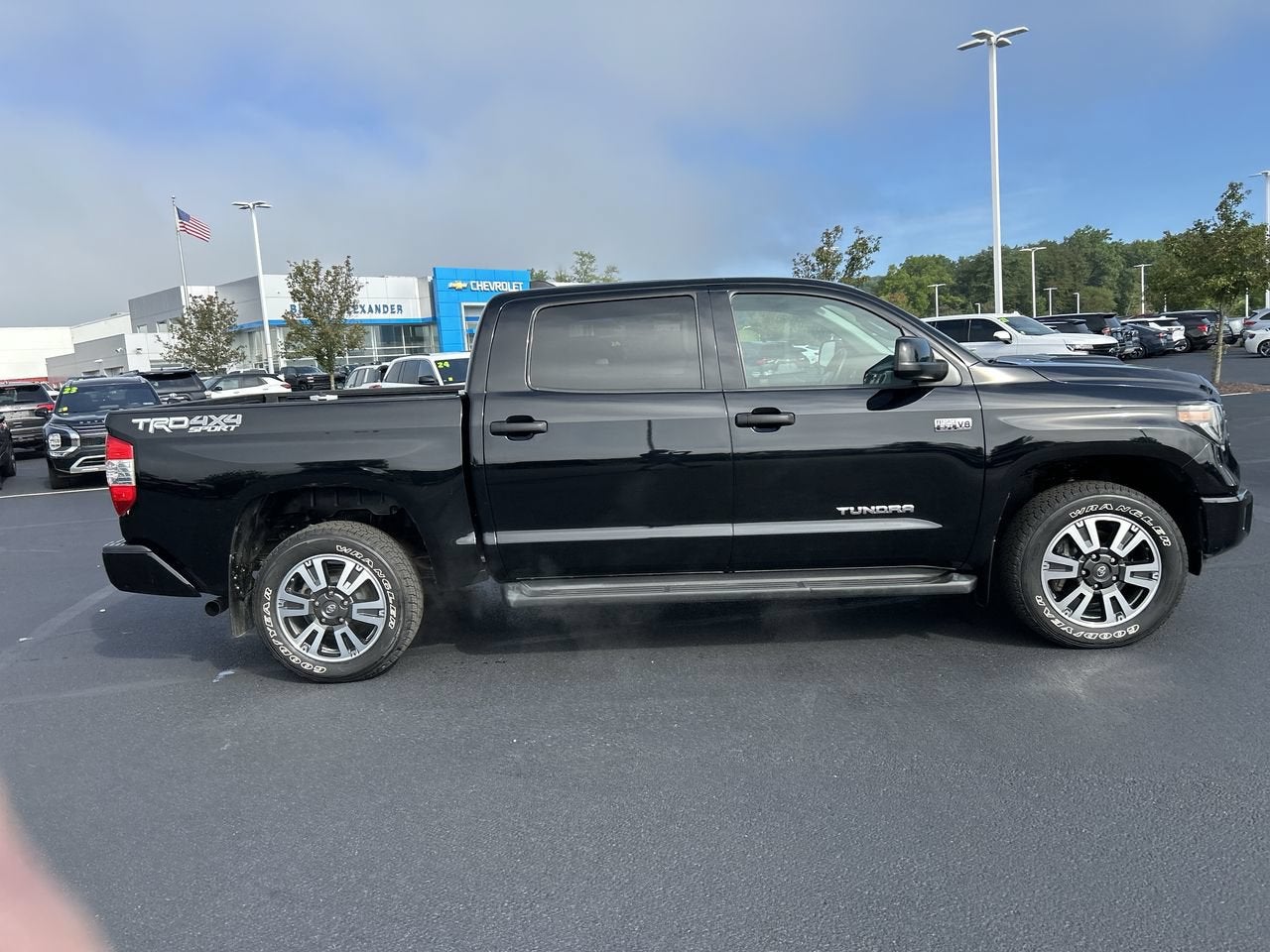 2020 Toyota Tundra 4WD SR5