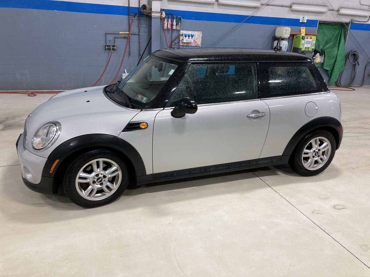 2013 MINI Cooper Hardtop Base