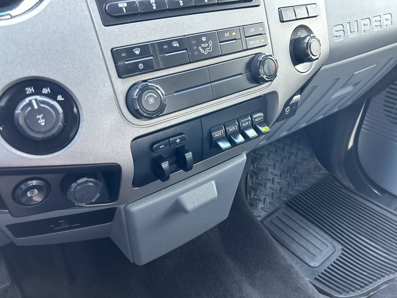 2016 Ford Super Duty F-350 SRW XLT