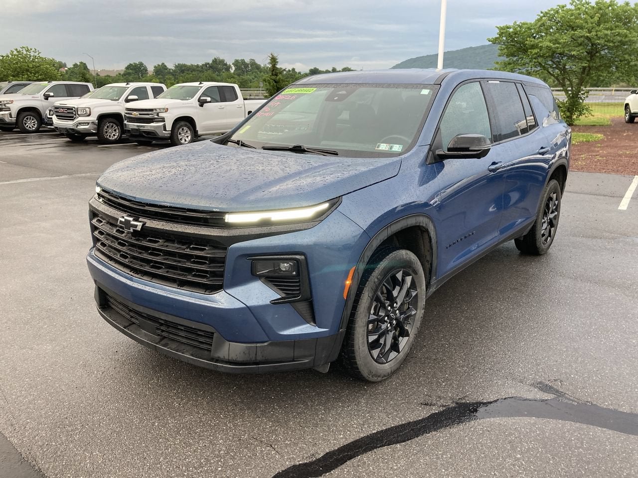 2024 Chevrolet Traverse AWD LS