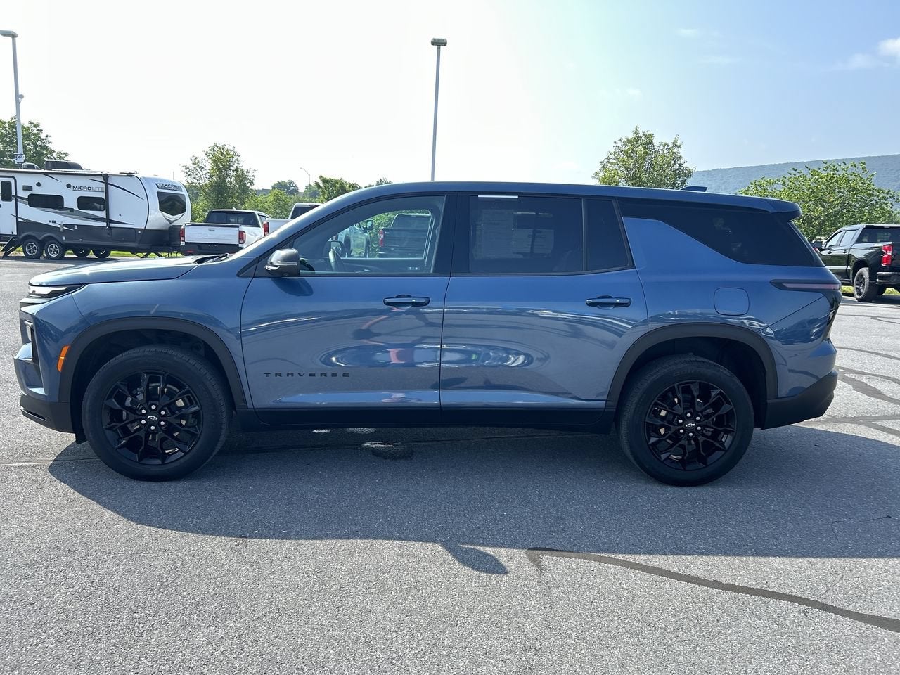 2024 Chevrolet Traverse AWD LS