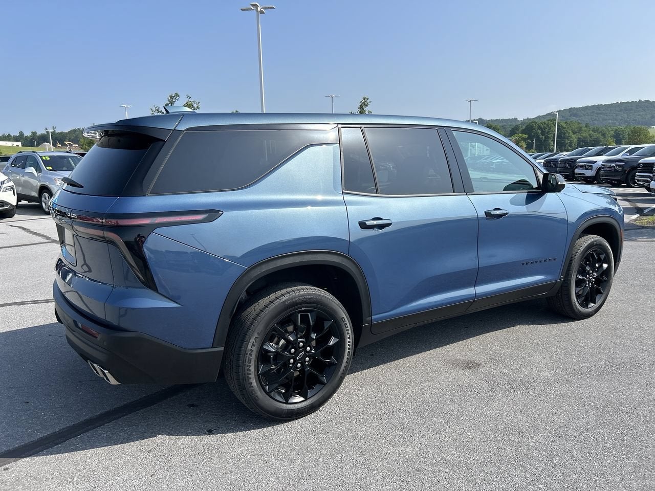 2024 Chevrolet Traverse AWD LS