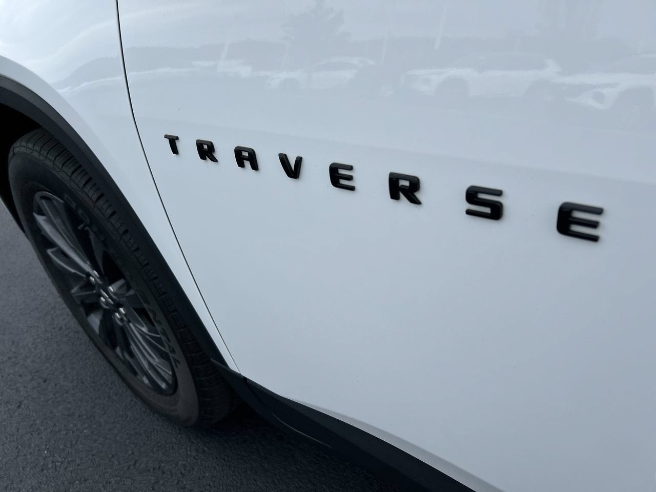 2023 Chevrolet Traverse RS