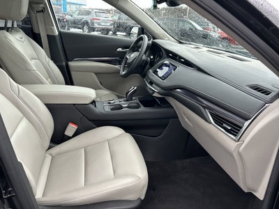 2022 Cadillac XT4 AWD Luxury