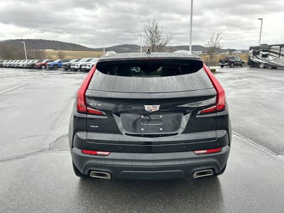 2022 Cadillac XT4 AWD Luxury