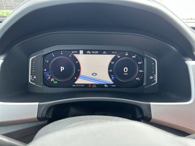 2022 Volkswagen Atlas Cross Sport 3.6L V6 SEL Premium R-Line