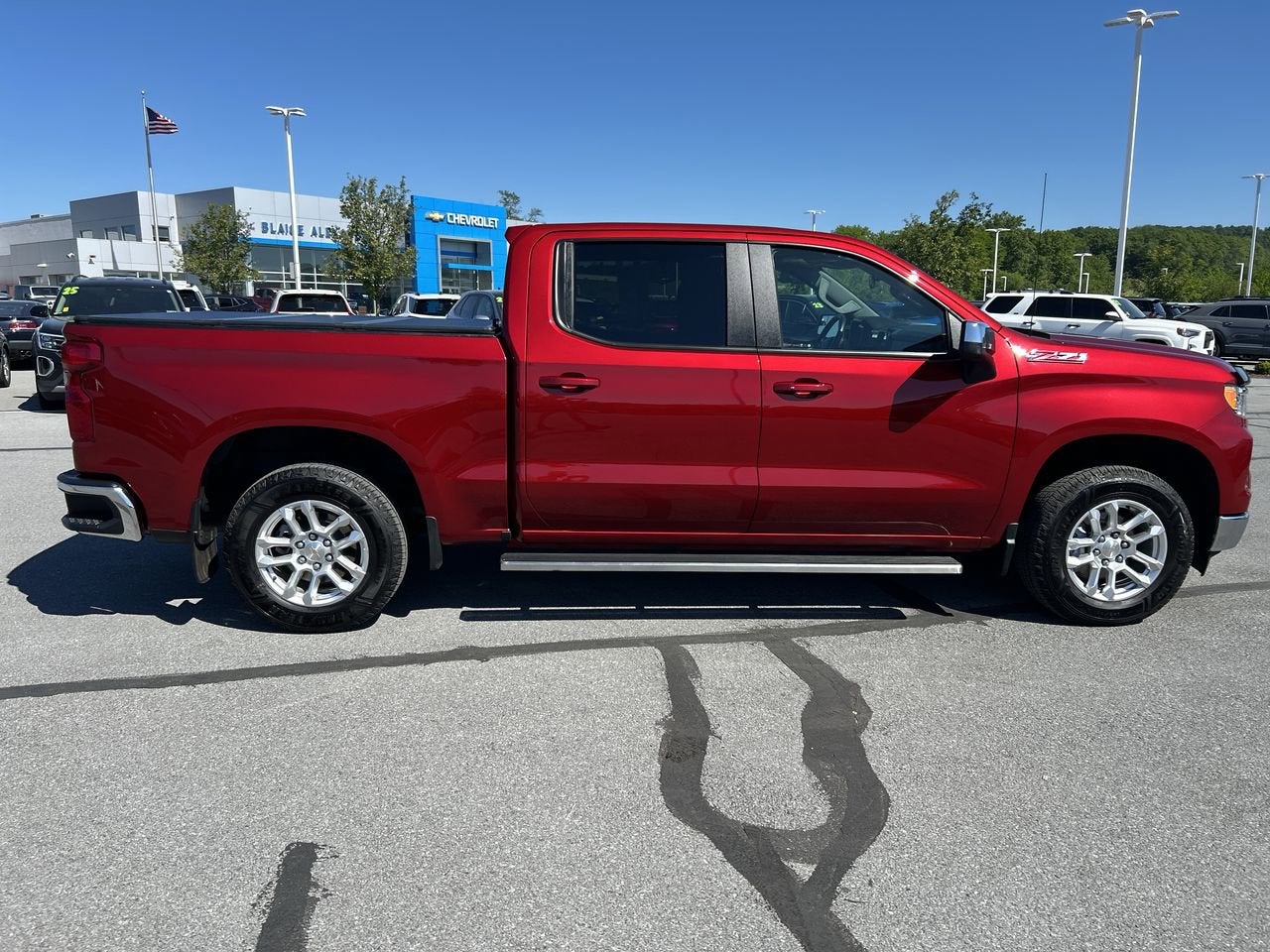 2024 Chevrolet Silverado 1500 LT