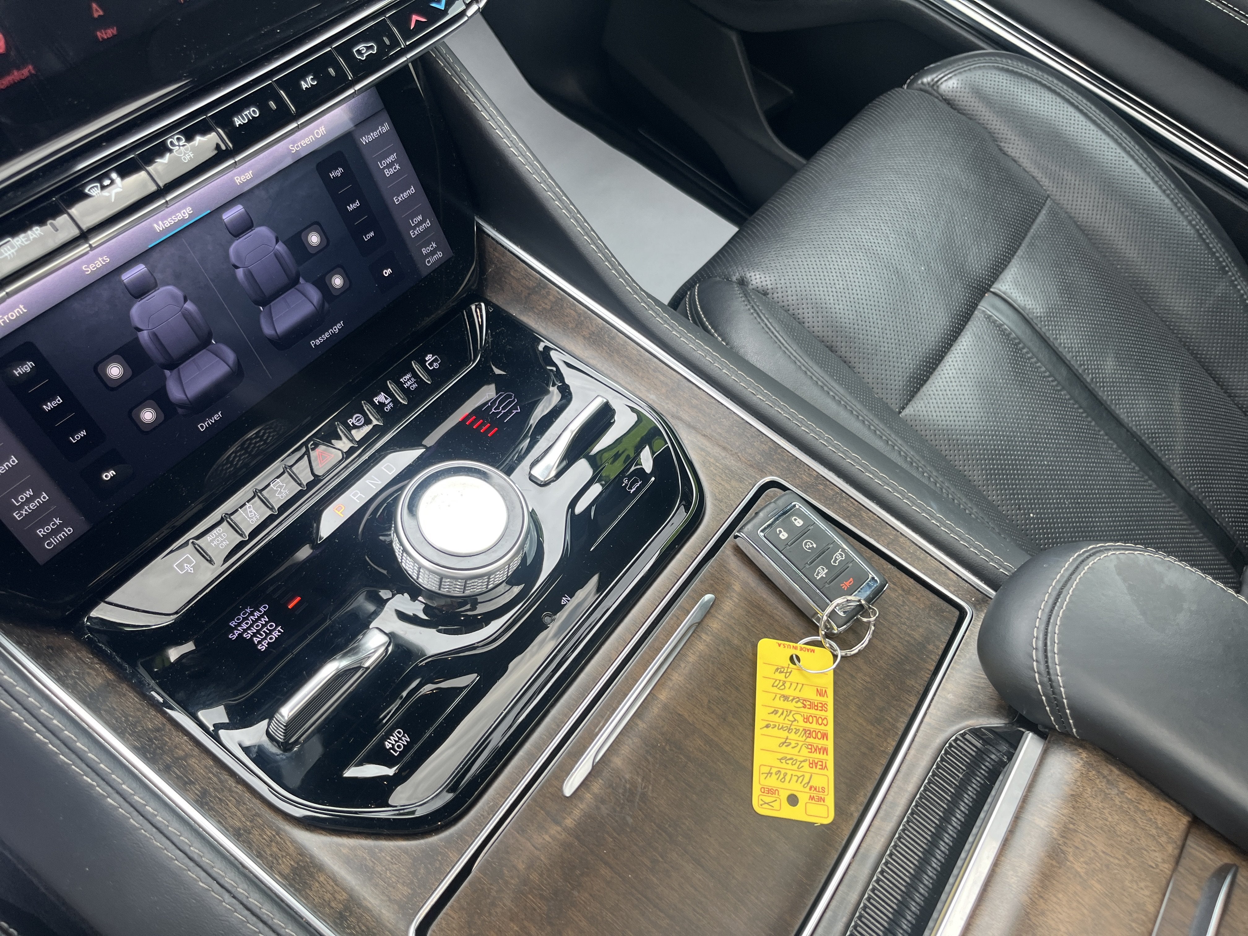 2022 Jeep Grand Wagoneer Series I