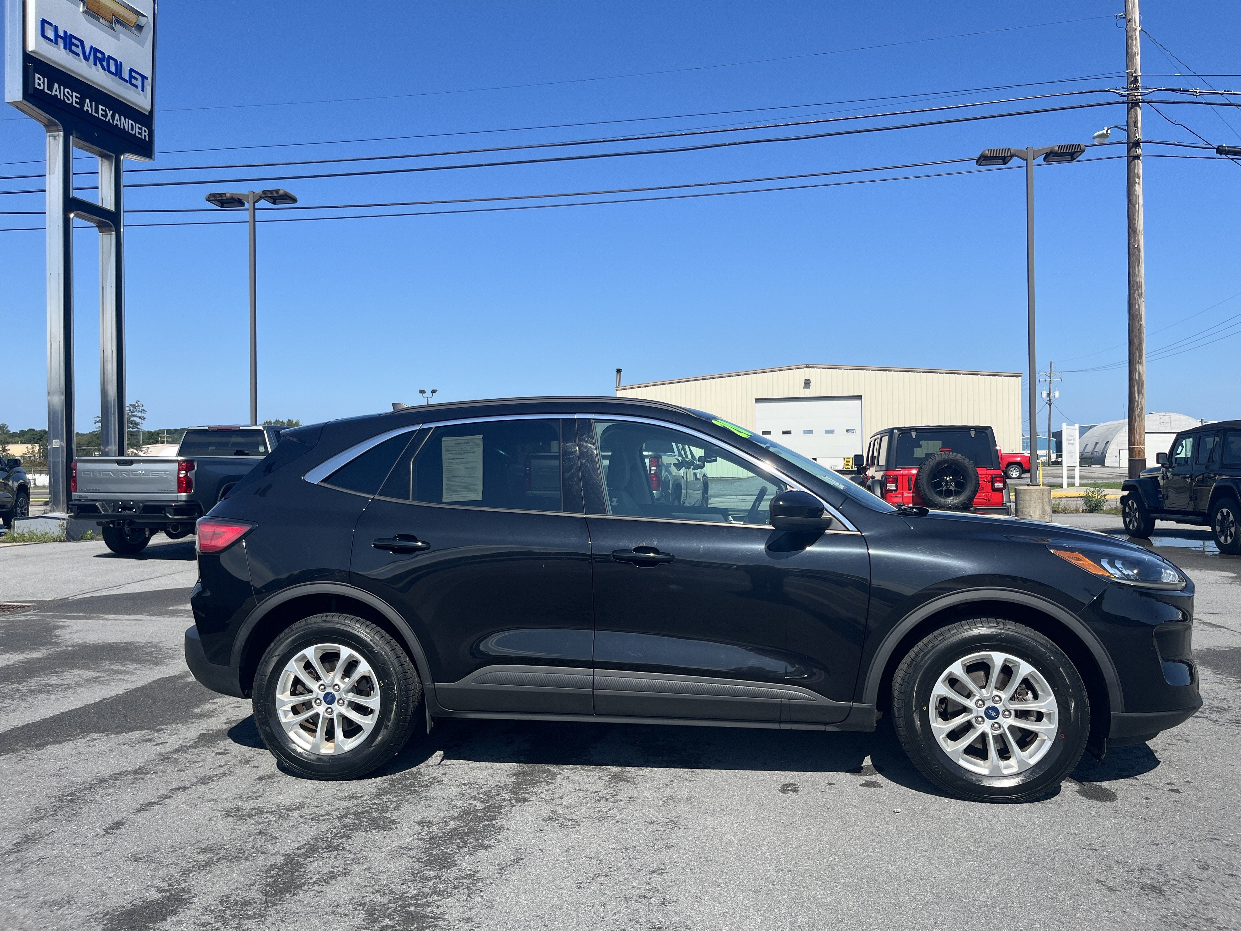 2020 Ford Escape SE