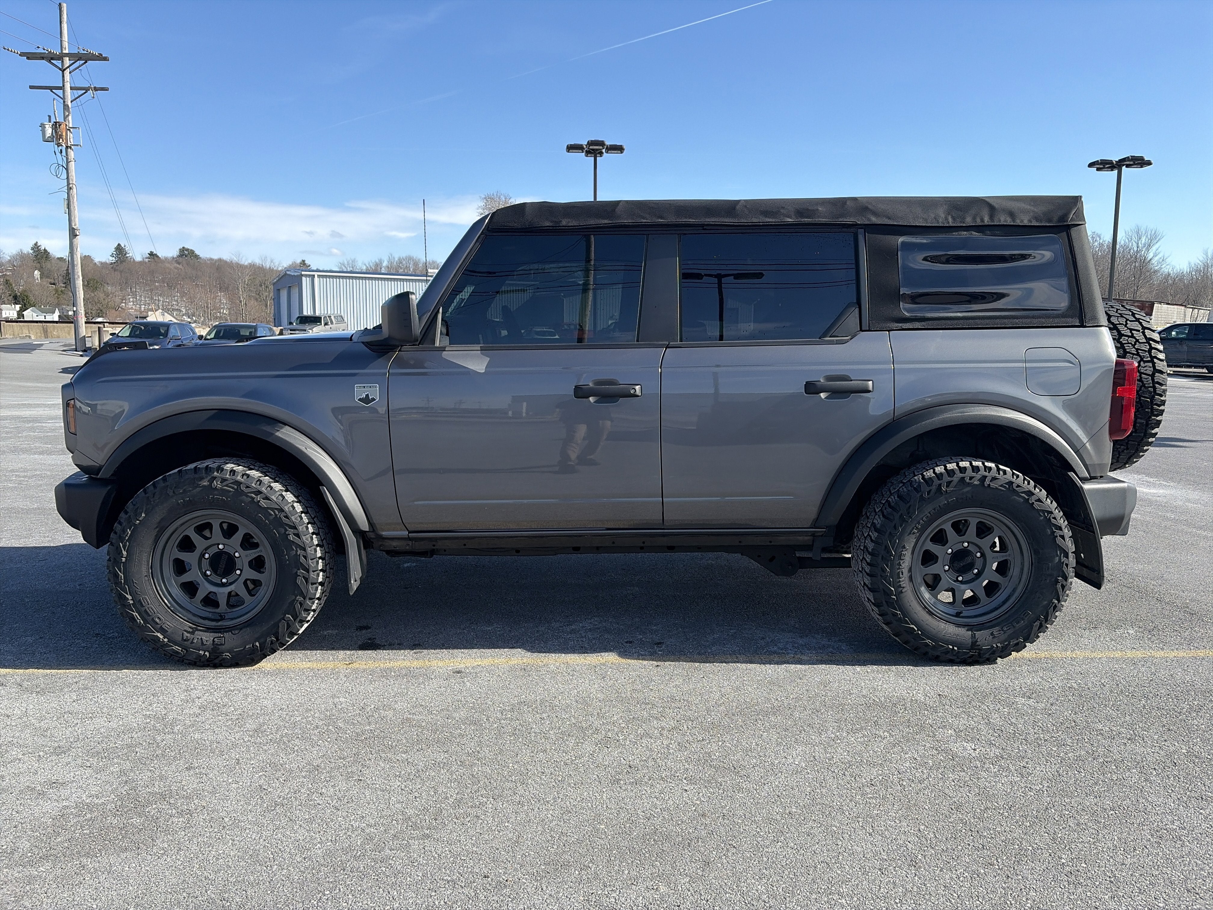 2022 Ford Bronco Base
