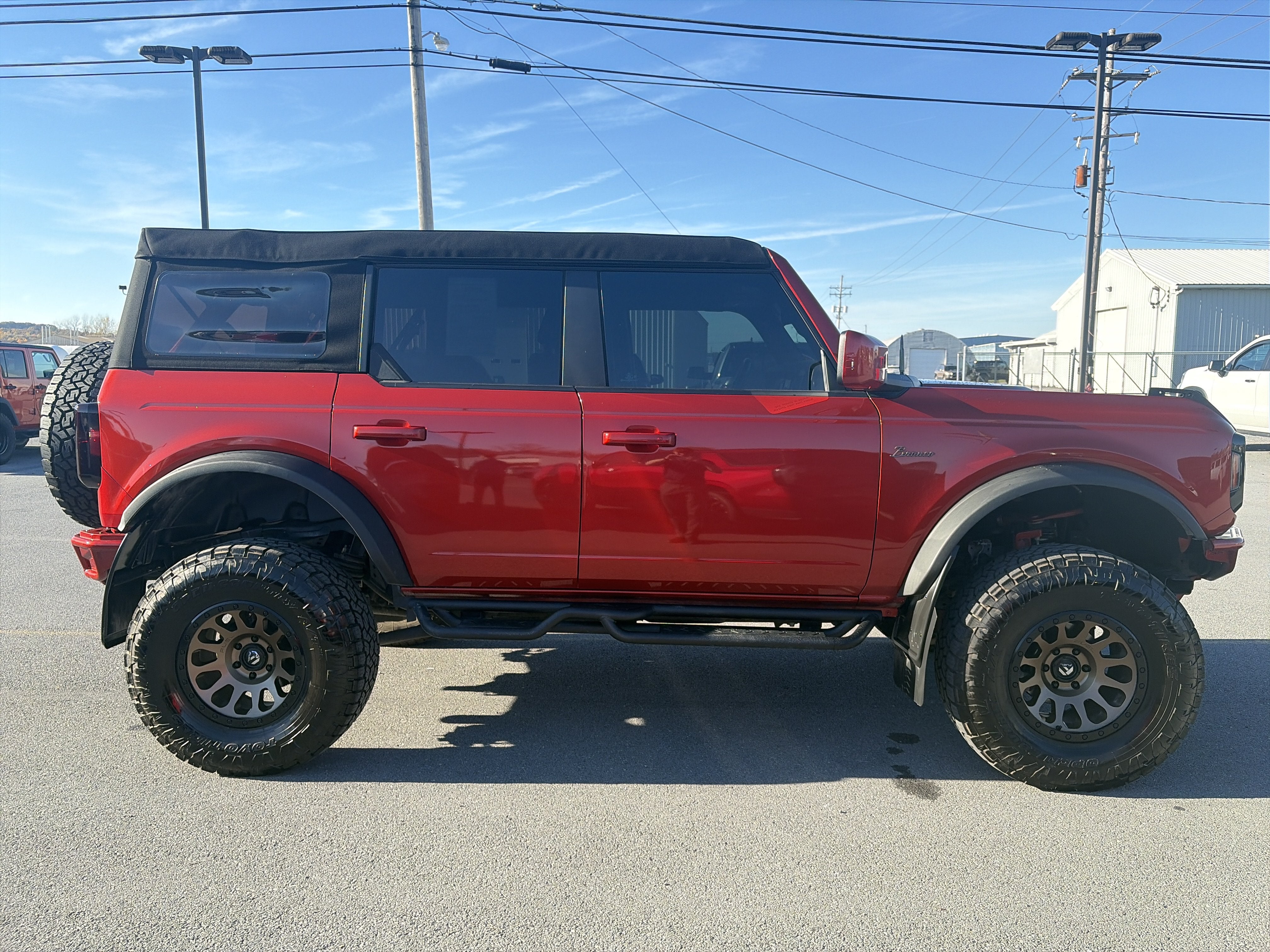 2023 Ford Bronco Base