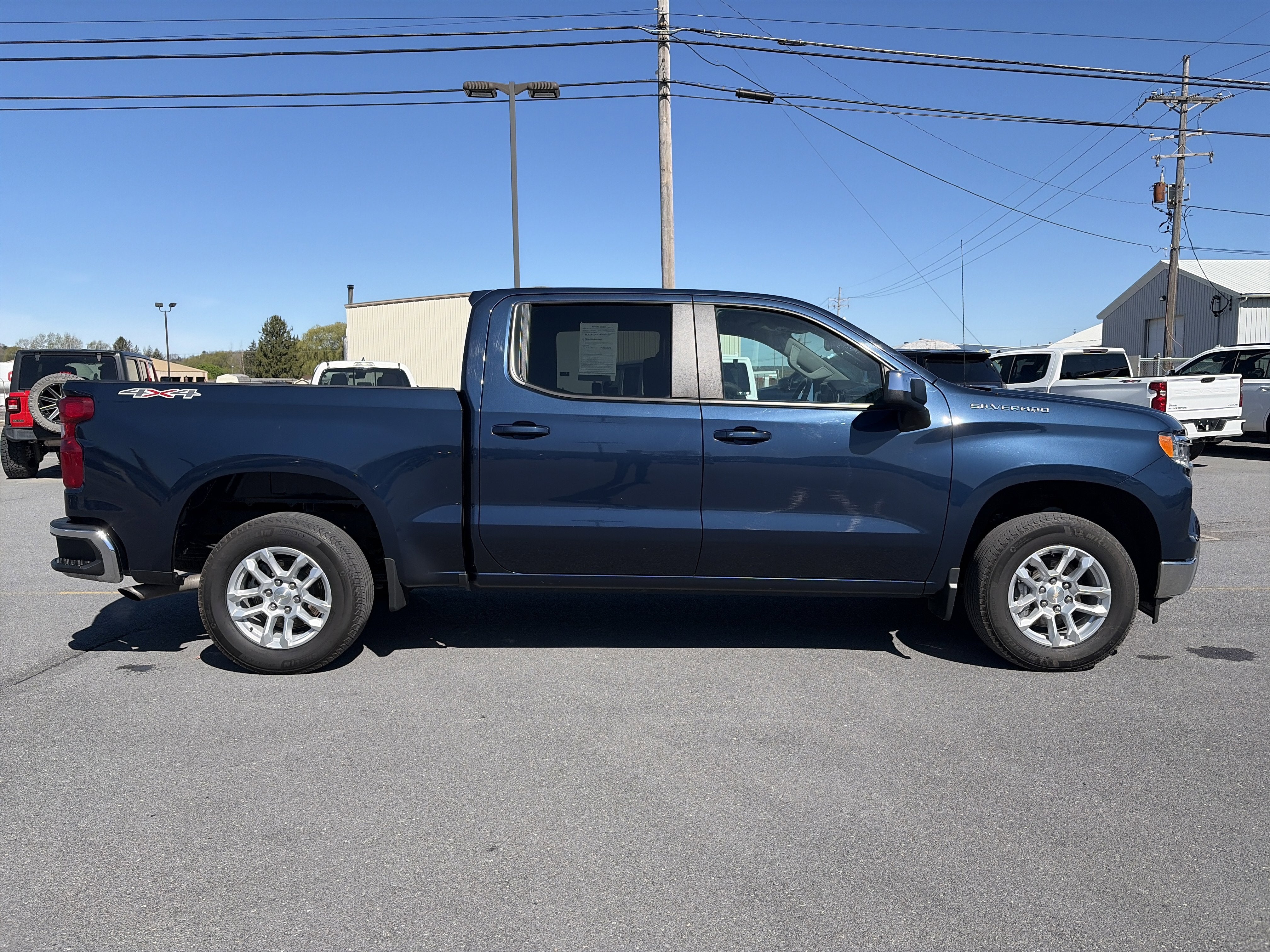 2023 Chevrolet Silverado 1500 LT (2FL)