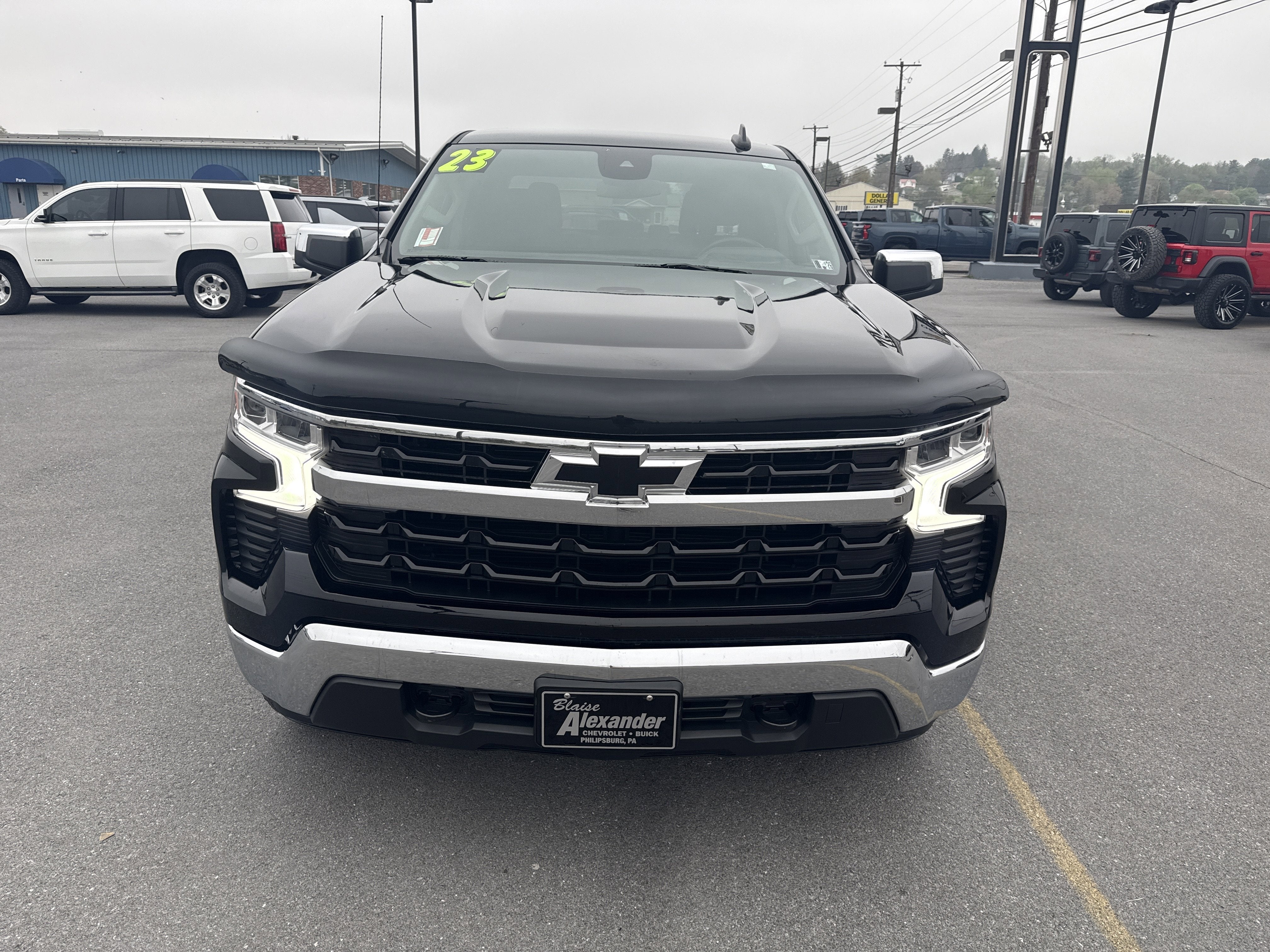 2023 Chevrolet Silverado 1500 LT
