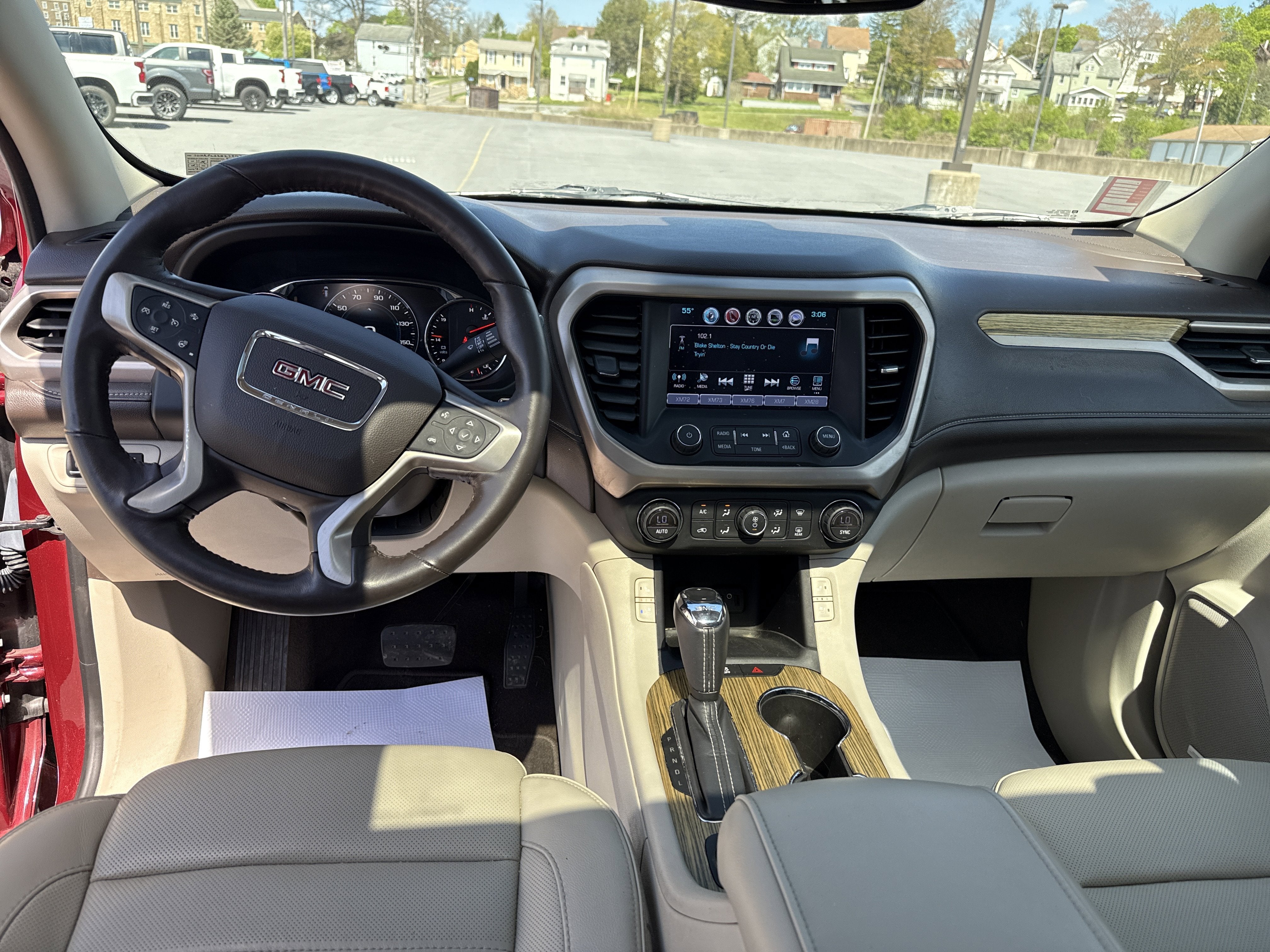 2017 GMC Acadia Denali