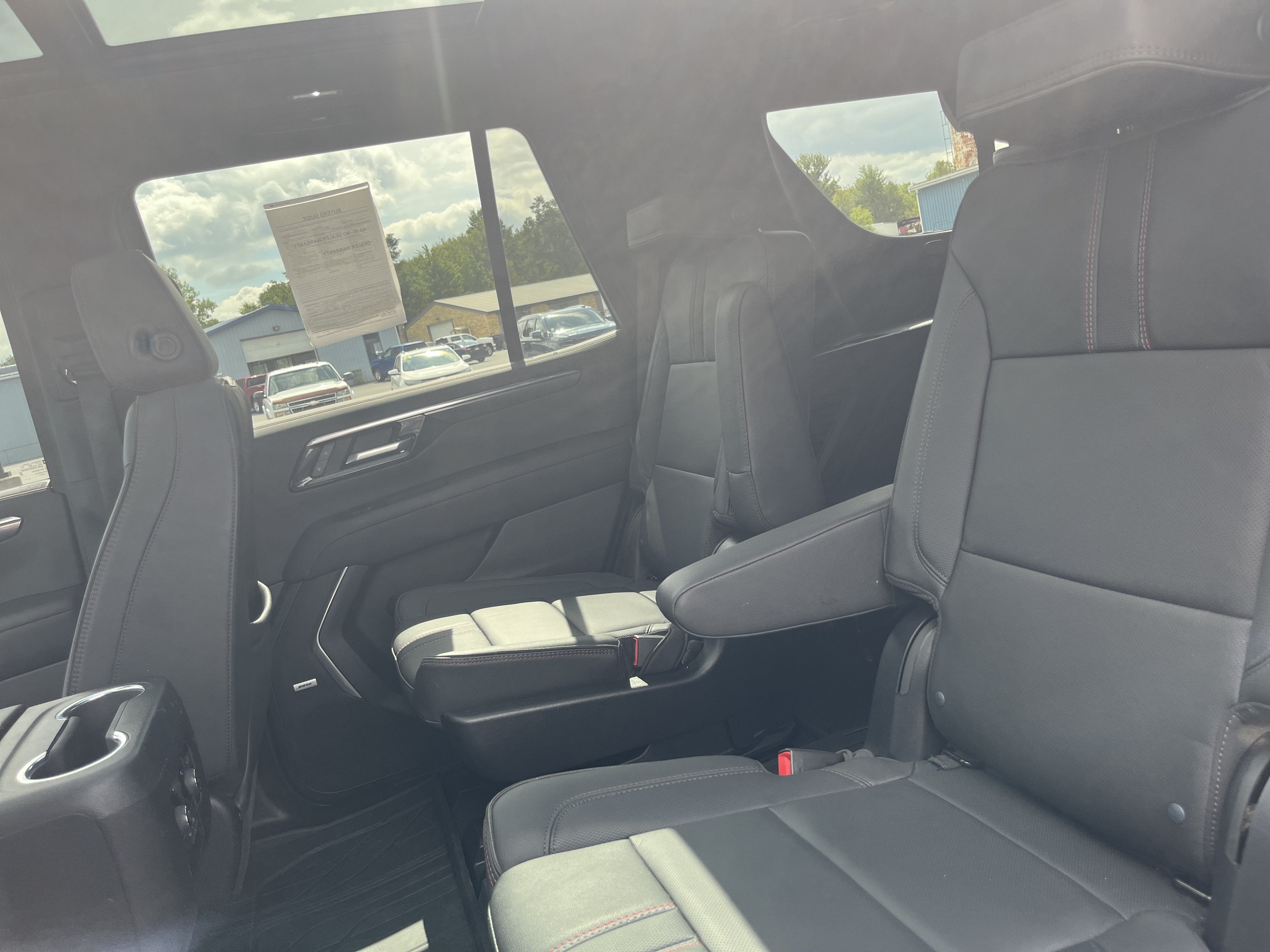 2025 Chevrolet Tahoe RST