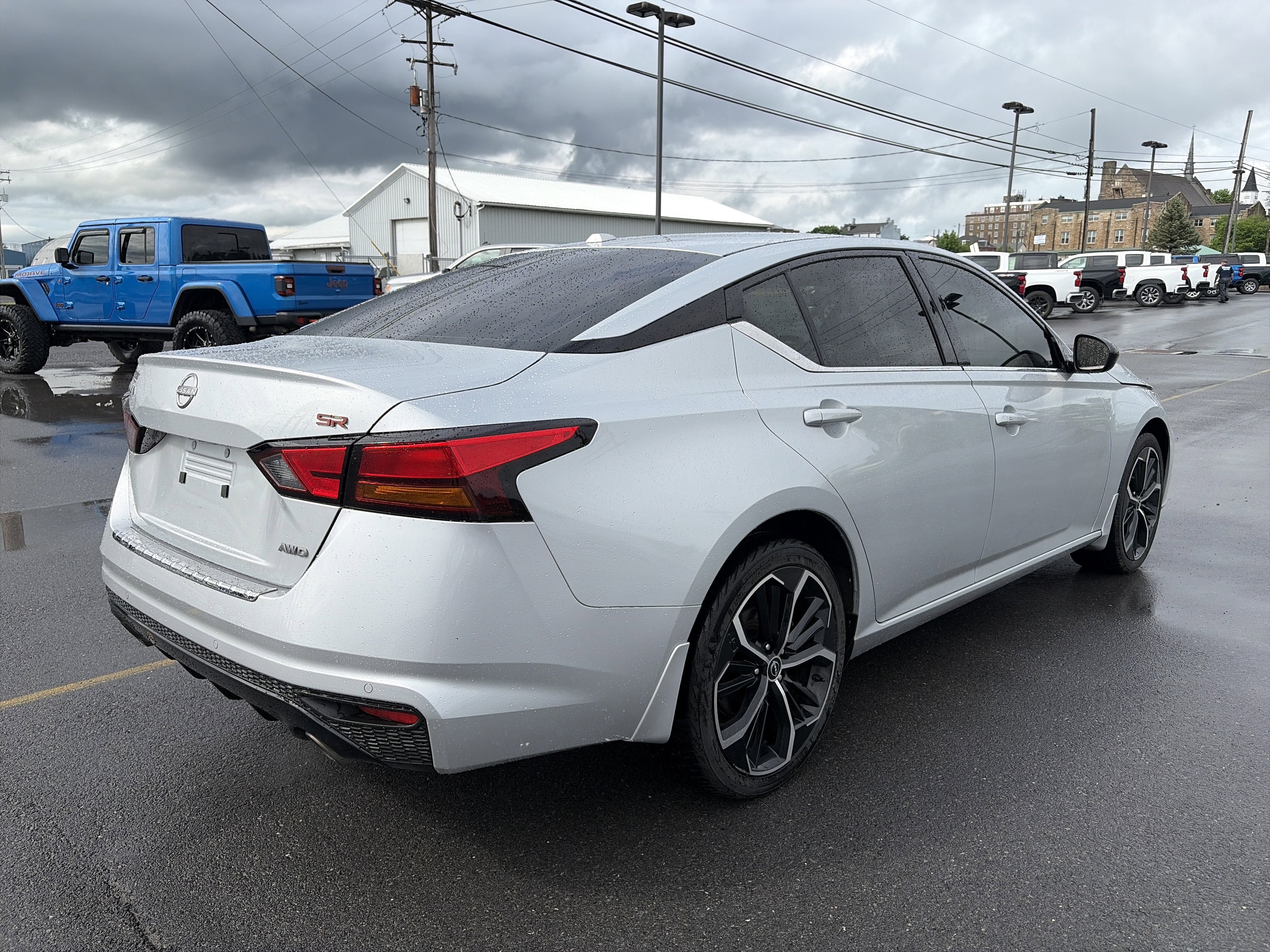 2023 Nissan Altima 2.5 SR